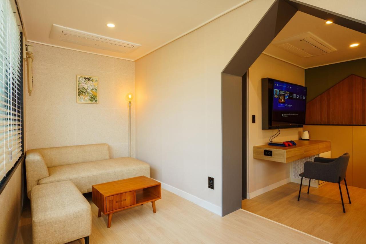 Hotel Pico Tongyeong Eksteriør billede