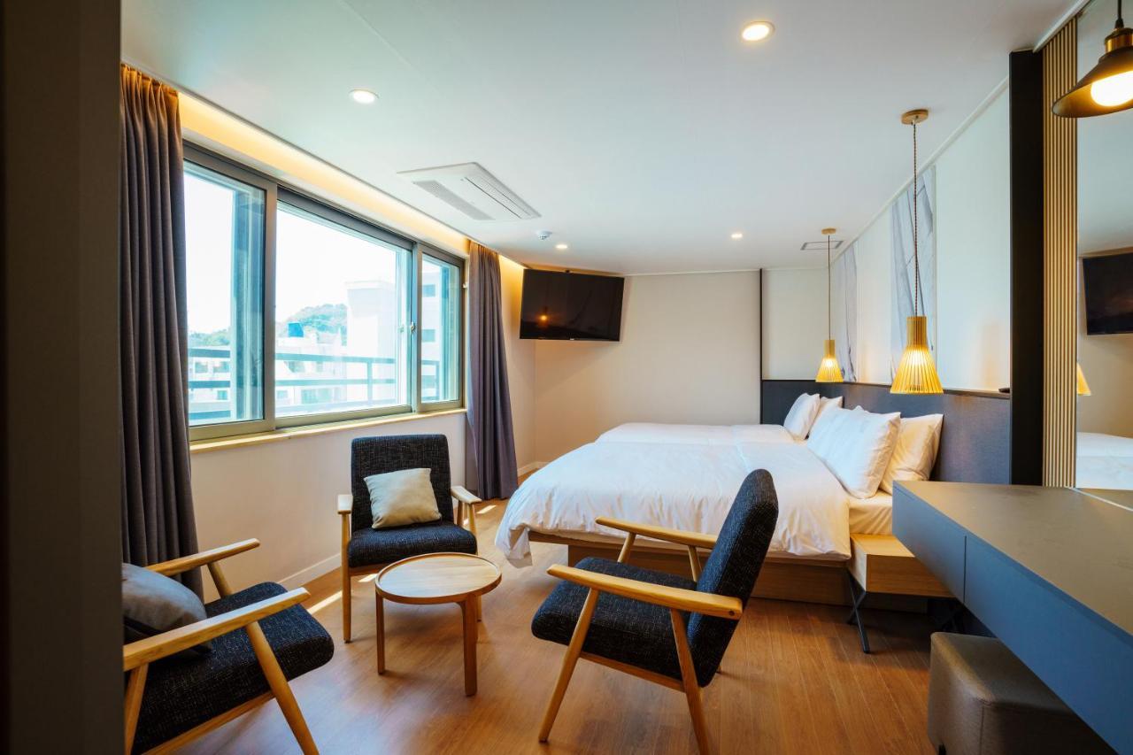 Hotel Pico Tongyeong Eksteriør billede