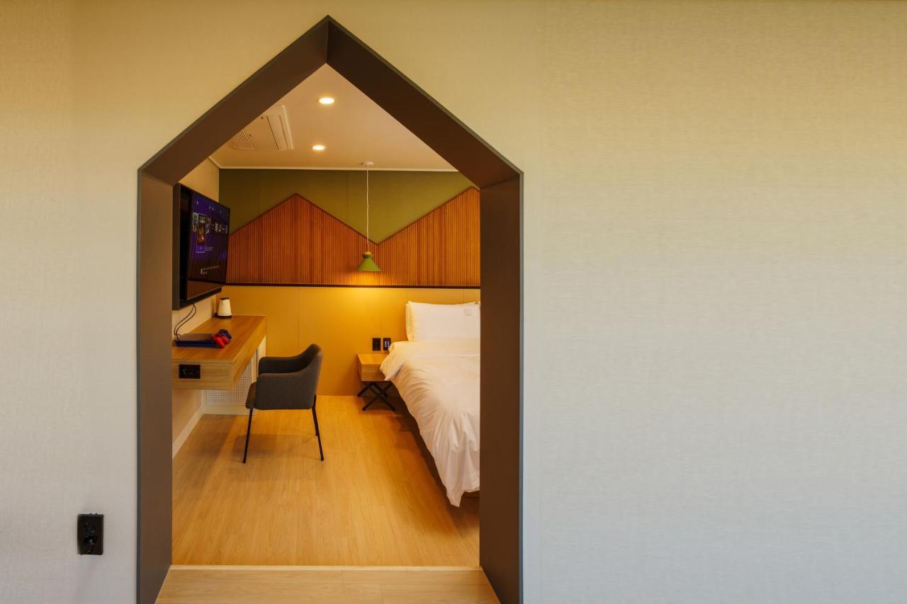 Hotel Pico Tongyeong Eksteriør billede